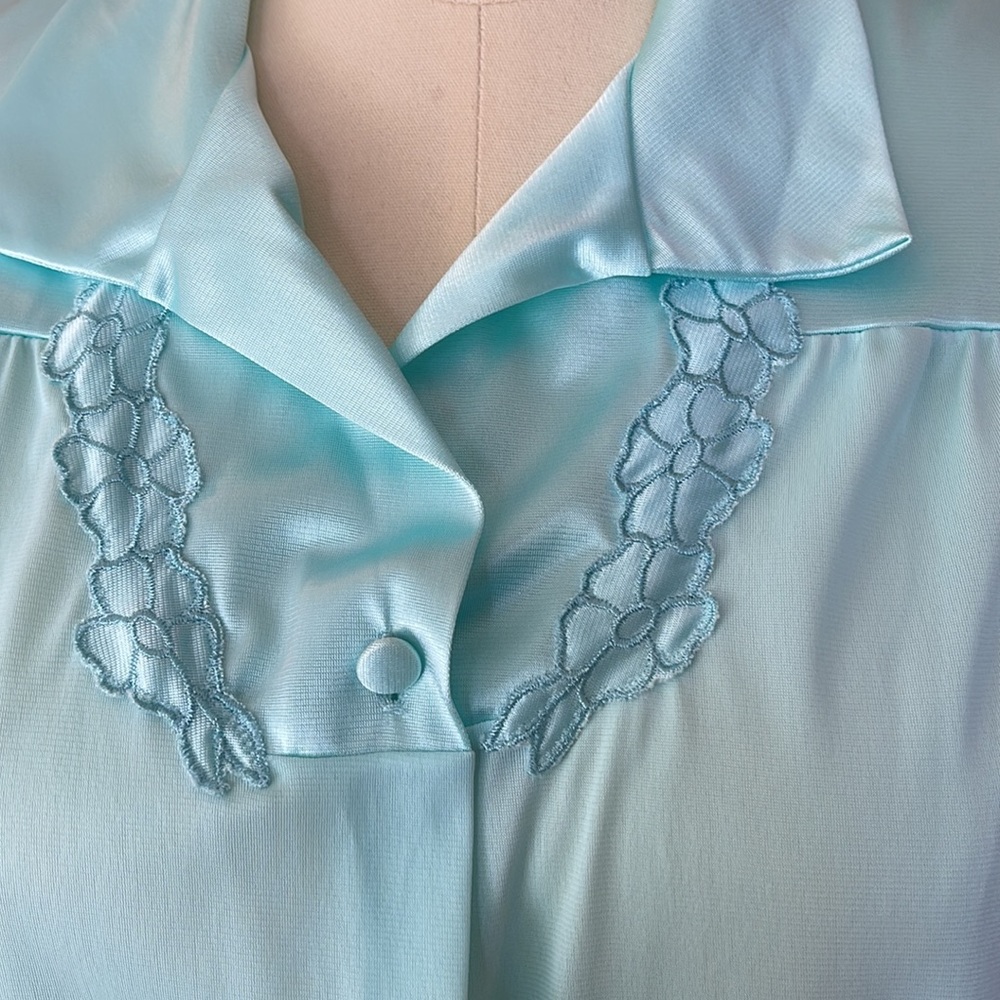 Vanity Fair 1990’s Vintage Duster SZ Medium
